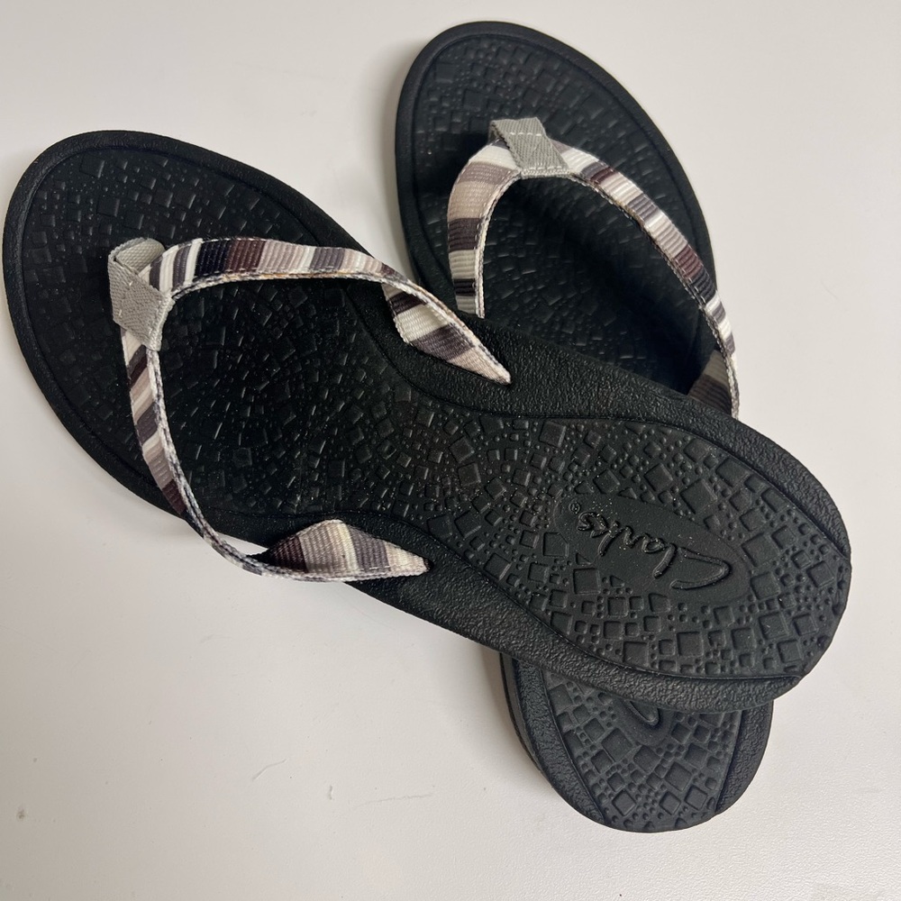 Clarks Black and Gray Plaid Sandals